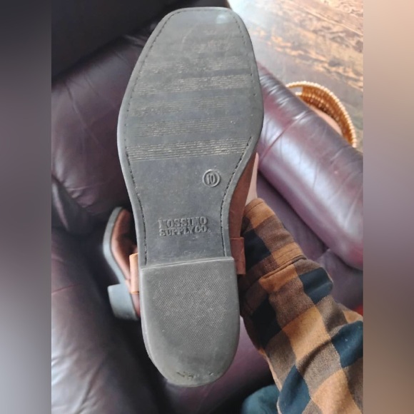 🤠MOSSIMO BROWN LEATHER BOOTS -size 10🤠 - Picture 4 of 8